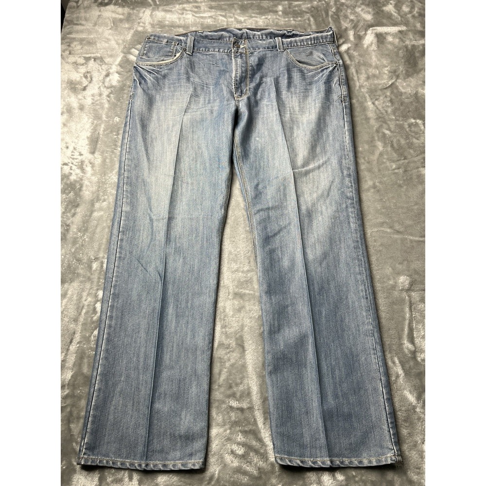 Levi's Jeans Men Size 42x31 Medium Wash Classic Denim Casual Style Fit